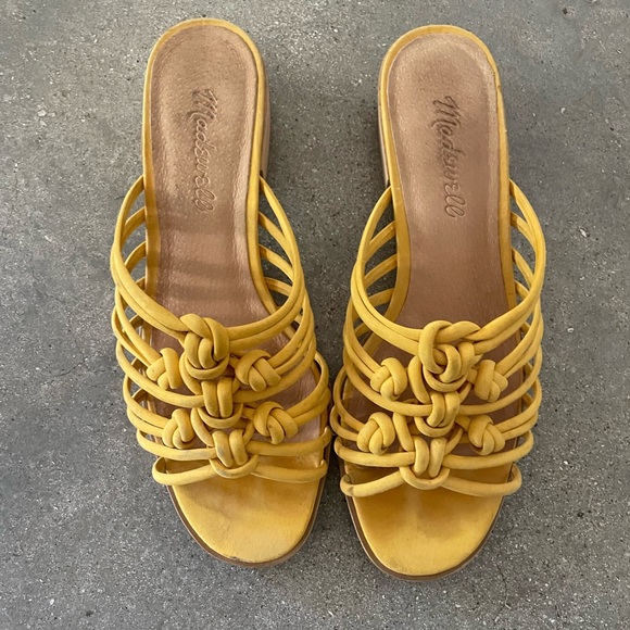 Madewell The Dakota Sandal in Yellow, size 6 - Picture 2 of 8